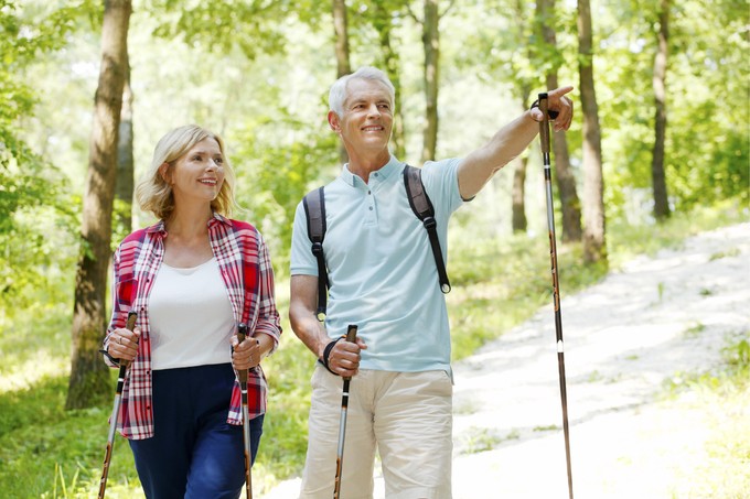 Szívbetegségre botsport: a nordic walking javítja a szívműködést