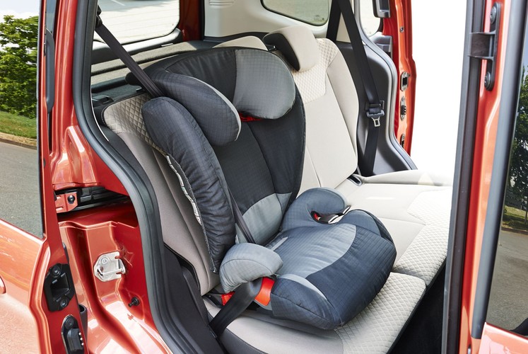 Ford tourneo courier