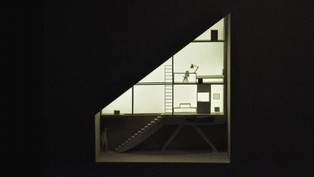 Najwęższy dom świata w Warszawie: ruszył montaż konstrukcji (zdjęcia)