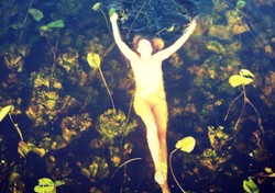 Maria Sadowska naga w nowym klipie - ZDJĘCIA