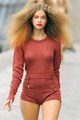 Palvin Barbara a Unique kifutóján, még a 2010-es évek elején - ezzel a hajjal rá sem ismerünk!