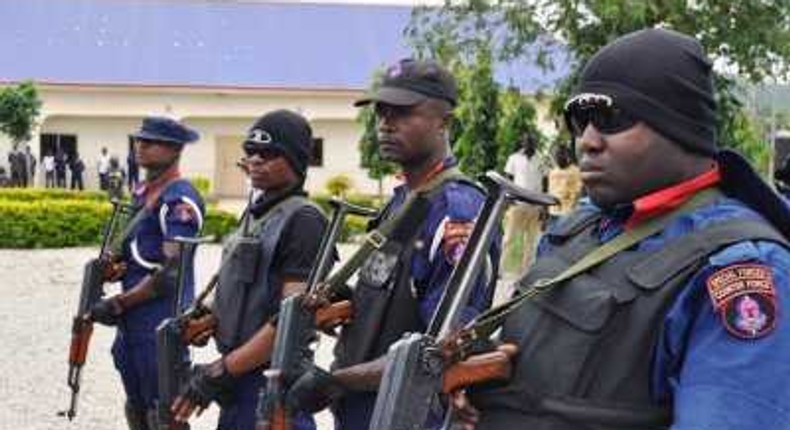 Armed NSCDC operatives.