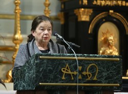 Gwiazdy żegnały legendę telewizji. Jan Suzin spoczął na Powązkach