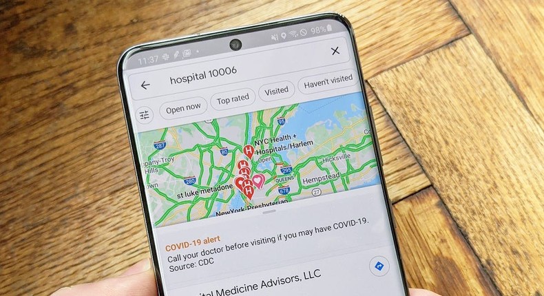 How to check the traffic around you on Google Maps in 2 ways, so that ...