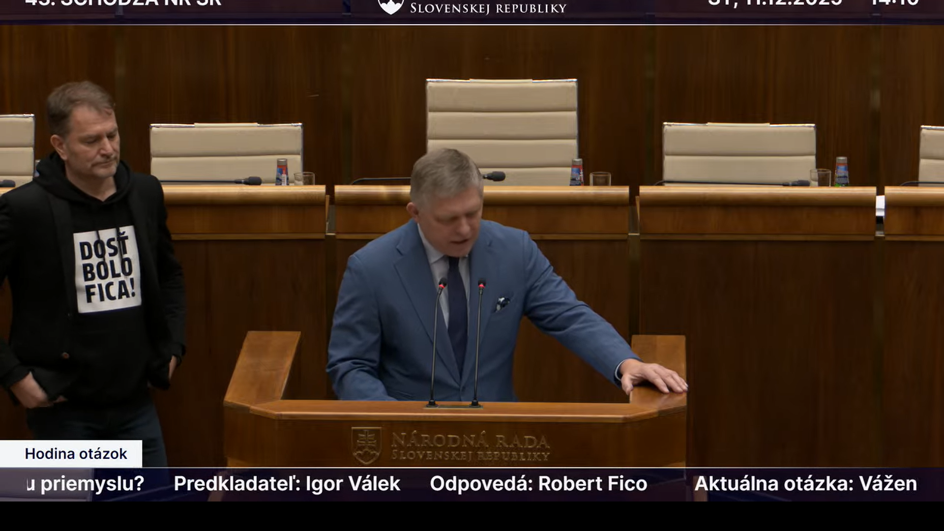 V parlamente bolo opäť dusno. 