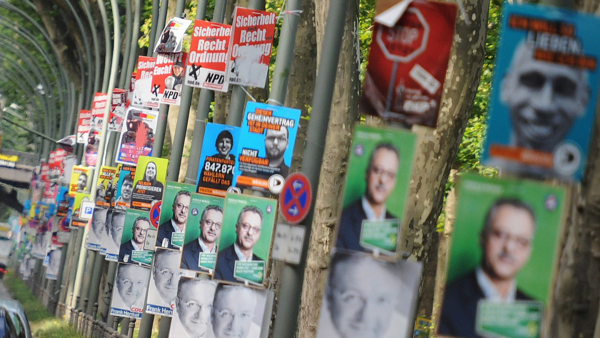 Niemieccy socjaldemokraci wygrają niedzielne wybory do parlamentu Berlina, a burmistrzem pozostanie popularny polityk SPD Klaus Wowereit - wynika z sondaży. Sensacją są notowania Partii Piratów, która ma szansę wejść do berlińskiej Izby Deputowanych.