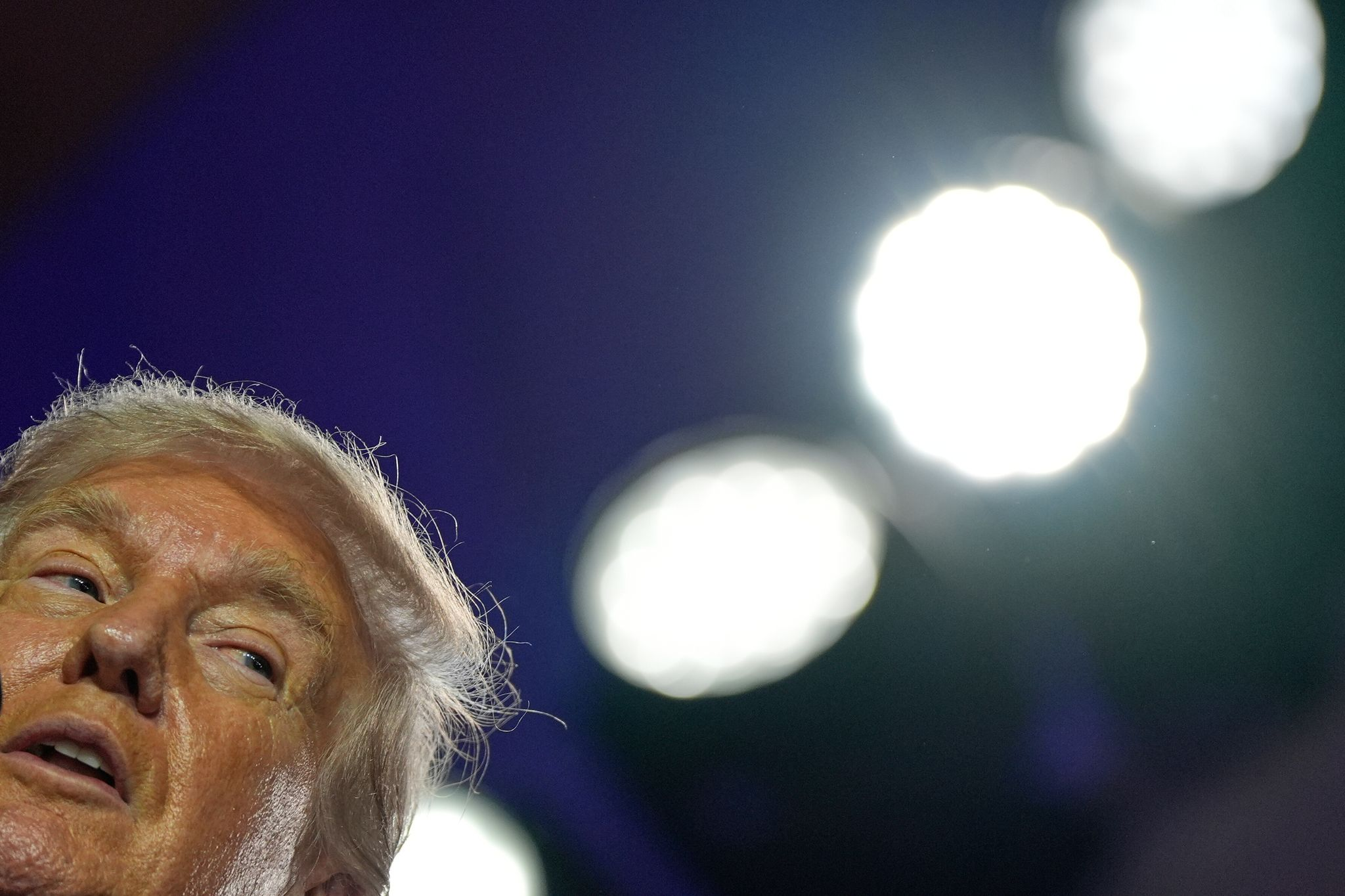 Bondi informierte Trump über Namen in Epstein-Akten