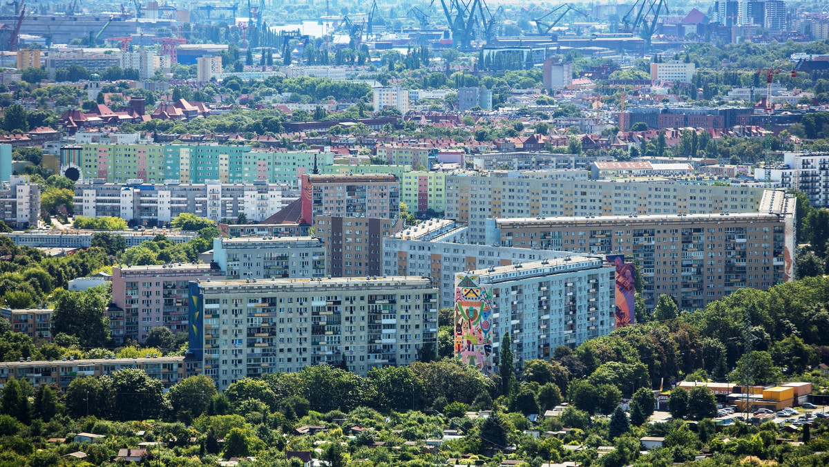 <strong>Do 15 lutego trwają konsultacje społeczne w sprawie zmiany statutów rad dzielnic Gdańska. Projektowane zmiany dotyczą m.in. zmian funkcjonowania rad, ich kompetencji i współpracy z radnymi miejskimi czy urzędem. Na 9 lutego zostało zaplanowane spotkanie otwarte o charakterze wysłuchania publicznego. </strong>