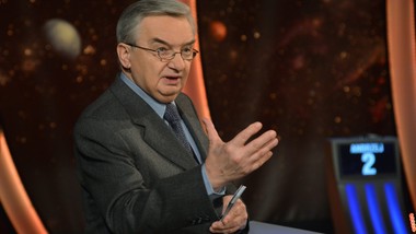 QUIZ. Pytania z Wielkiego Finału teleturnieju "1 z 10". Na ilu polegniesz?