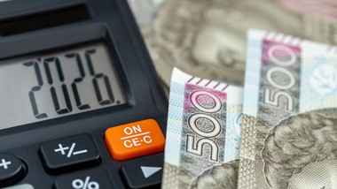 świadczenie pielęgnacyjne 2026 – ile wyniesie i na jakich warunkach pr