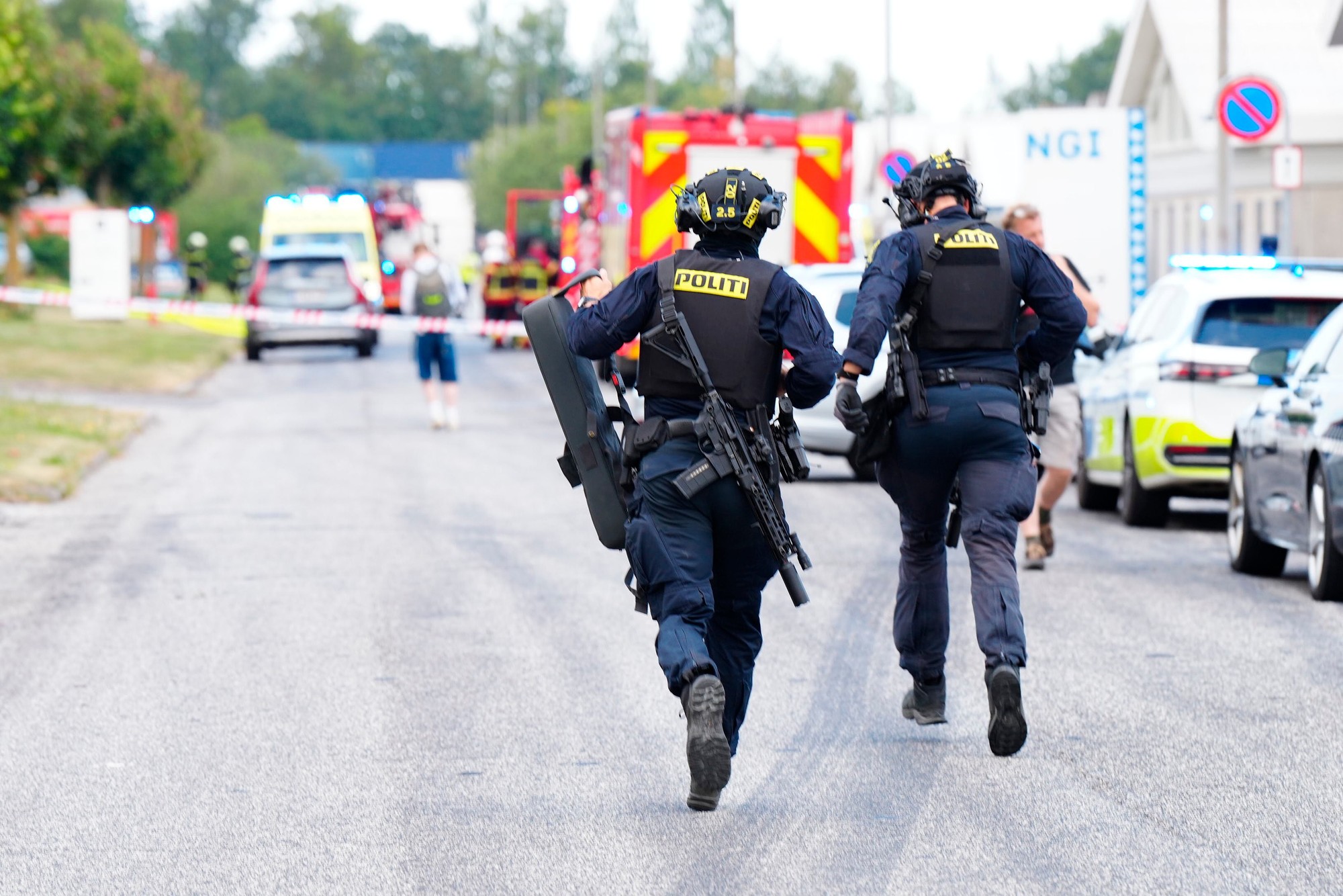 V meste Nørresundby na severe Dánska došlo k streľbe v priemyselnom parku. 