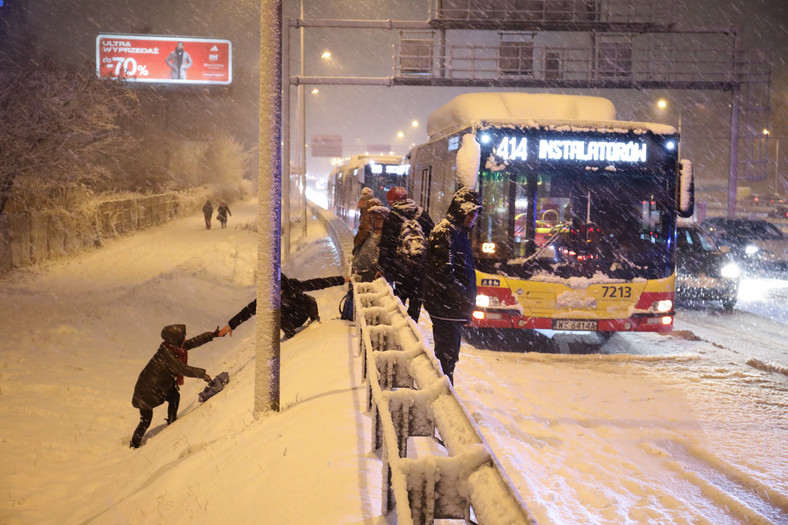 Warszawa po burzy śnieżnej, 15 stycznia 2024 r.