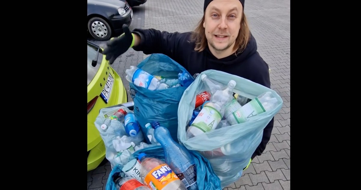 Zapakował cały samochód butelkami. Pokazał, ile można na tym zarobić. "Pieniądze leżą na ulicy"