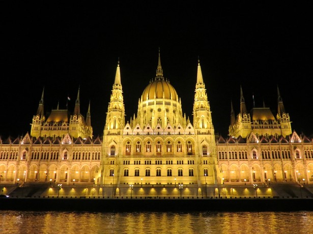 Węgry parlament Budapeszt