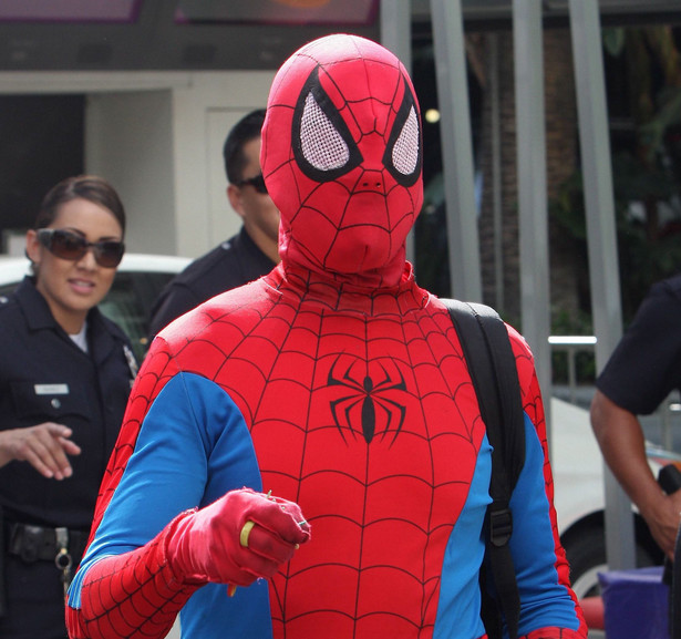 Spider-Man powalczy z Jaszczurem na Manhattan Bridge