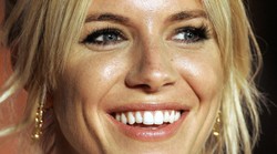 Spędziłbyś sylwestra z Sienną Miller?