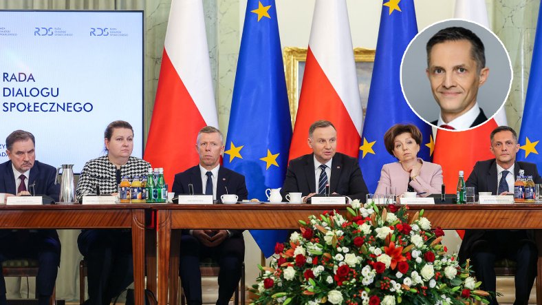 Posiedzenie Rady Dialogu Społecznego z udziałem prezydenta Andrzeja Dudy w listopadzie 2022 r. Dr Łukasz Bernatowicz na zdj. pierwszy od prawej