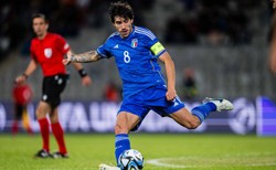 Sandro Tonali przeszedł z Milanu do Newcastle za rekordową kwotę