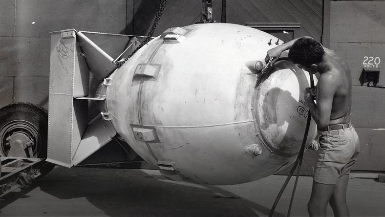 "Litte boy" i "fat man" - bomby zrzucone na Hieroszimę i Nagasaki
