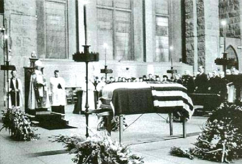Pogrzeb odbył się 12 stycznia 1943 r.