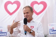 Premier Donald Tusk na wiecu wyborczym w październiku 2023 r.