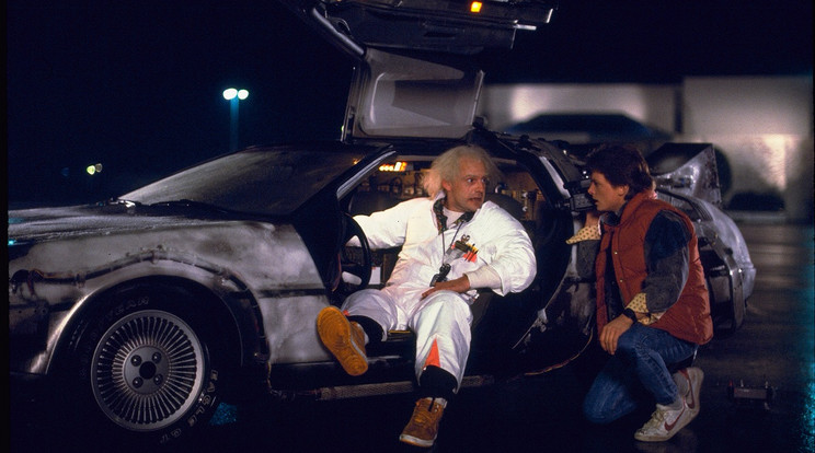 A DeLorean ikonikus dizájnját a Vissza a jövőbe című klasszikus film tette híressé, ahol időgépként használták.