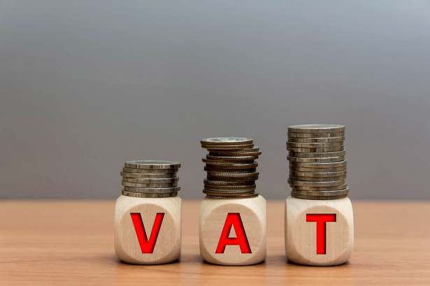 Czy opóźniona rejestracja jako podatnik VAT wyklucza możliwość odliczenia podatku naliczonego?