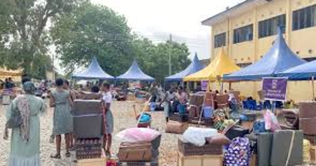 Reporting date still remains December 4 for first-year SHS freshmen – GES reaffirms - Vimarsana News