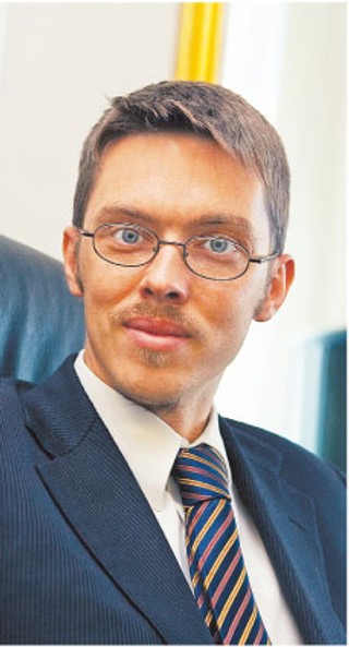 KNF mówi: nie wierzcie reklamie