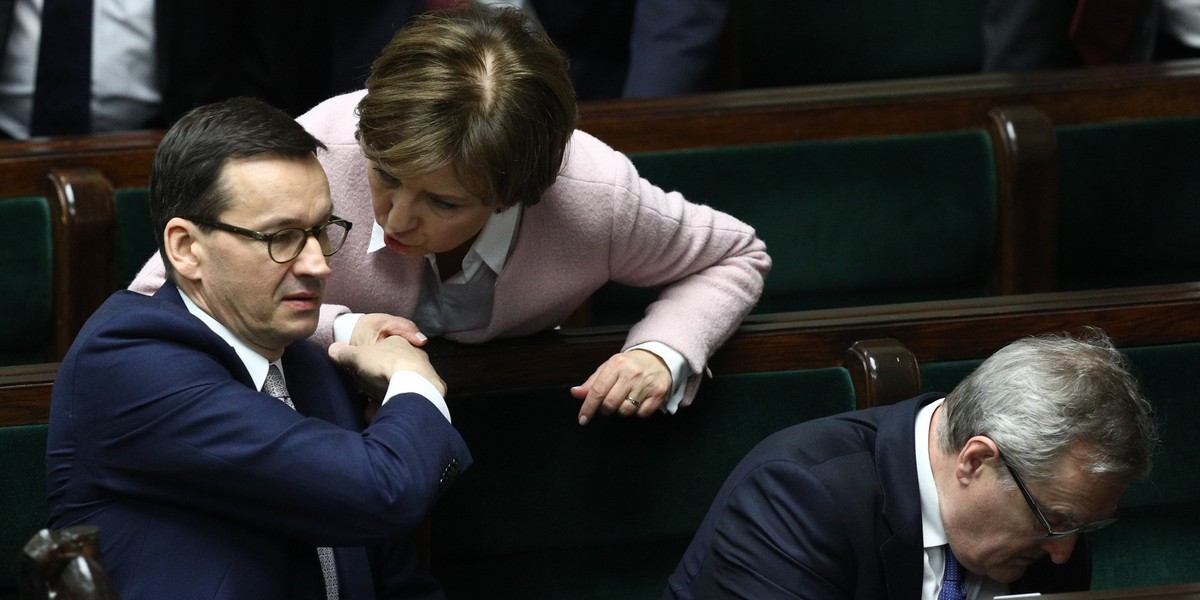 Minister pracy powiedziała, że pieniądze na 13. emerytury są zabezpieczone. Chcemy, by był to stały element dodatkowej wypłaty zaznaczyła. Poinformowała również, że projekt ws. 14. emerytury jest przygotowany. 