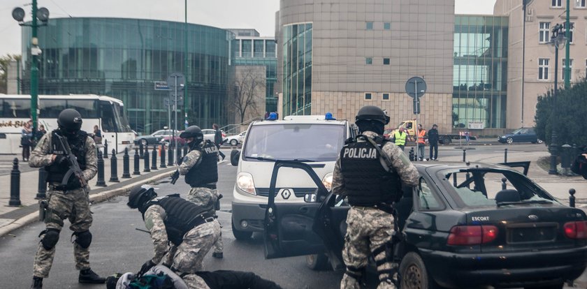 Akcja antyterrorystów na UAM!