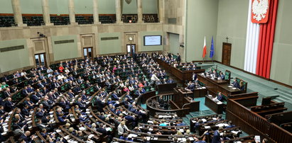 Najnowszy sondaż - kto wypadnie z Sejmu?