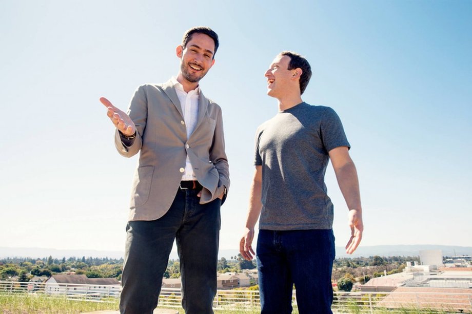 Prezes Instagrama Kevin Systrom (od lewej) i szef Facebooka Mark Zuckerberg