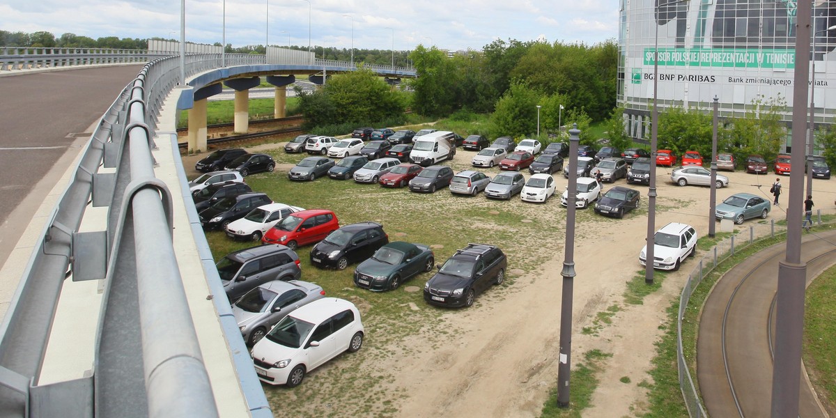 Powstanie parking na Służewcu?