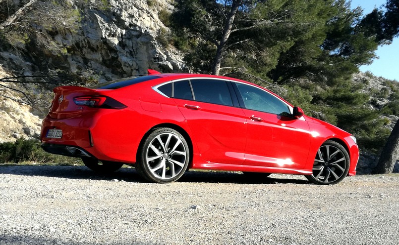 Opel Insignia GSi Grand Sport