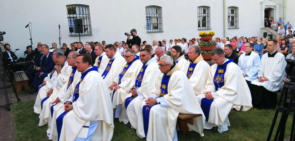 Kościół oo. Bernardynów w Piotrkowie Trybunalskim Sanktuarium Matki Bożej Piotrkowskiej