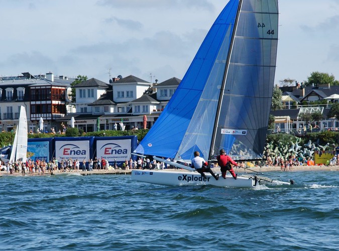 U wybrzeży Bałtyku od środy trwają regaty katamaranów Enea Baltic Sailing Cup