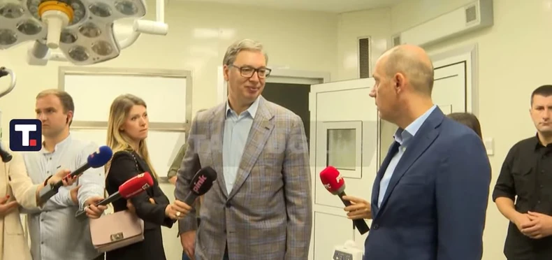 Vučić sa Lončarom obilazi Dom zdravlja Loznica