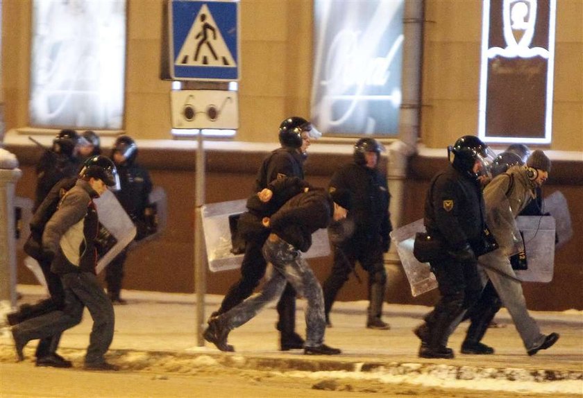 Ok. 200 zatrzymanych po demonstracji w Mińsku, będzie więcej