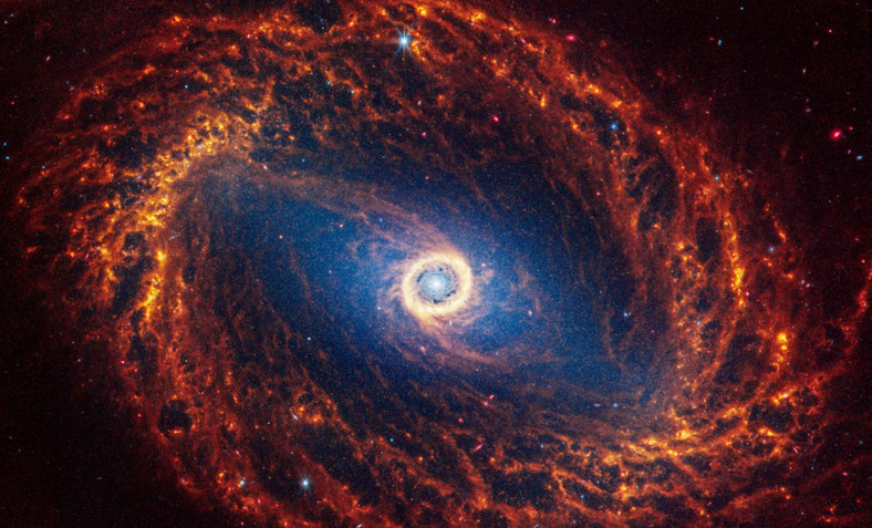 Galaktyka NGC 1512