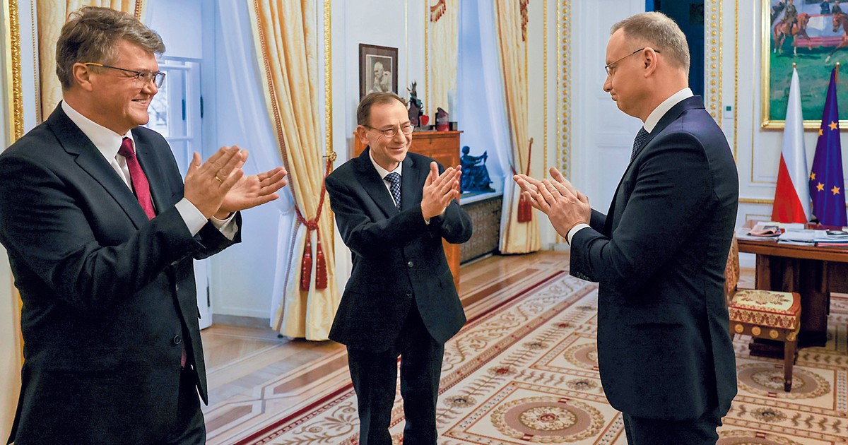 Źródło kolejnych problemów wewnątrz PiS. „Partia nie wie, jak wybrnąć z sytuacji”