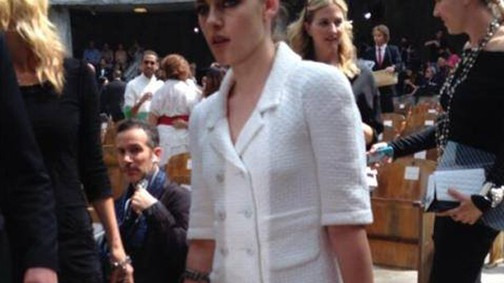 Elkaptuk Kristen Stewartot a Chanel-shown!