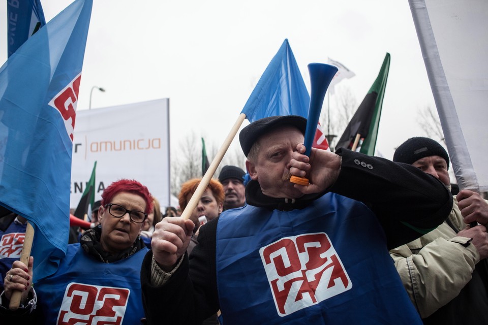 Ok. 400 związkowców manifestowało w Kielcach