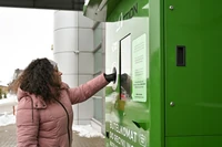 Zgnieciona butelka nie przekreśla kaucji, czyli o automatach, które ułatwiają życie