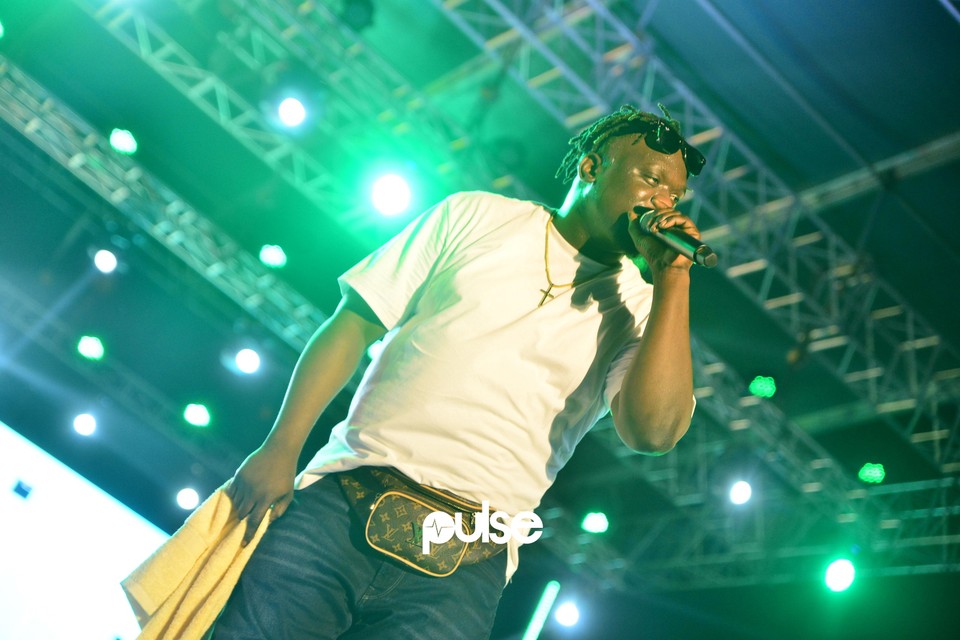 Wande Coal performing live at Gidifest 2019