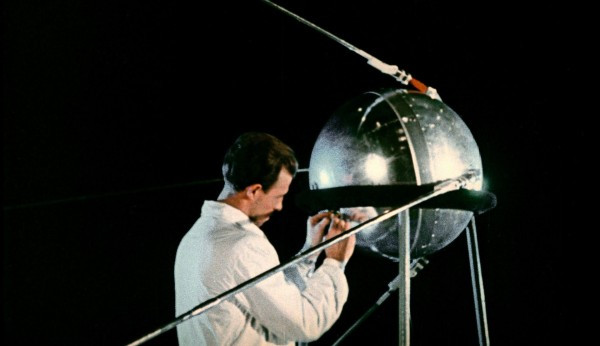 Prace nad satelitą Sputnik 1