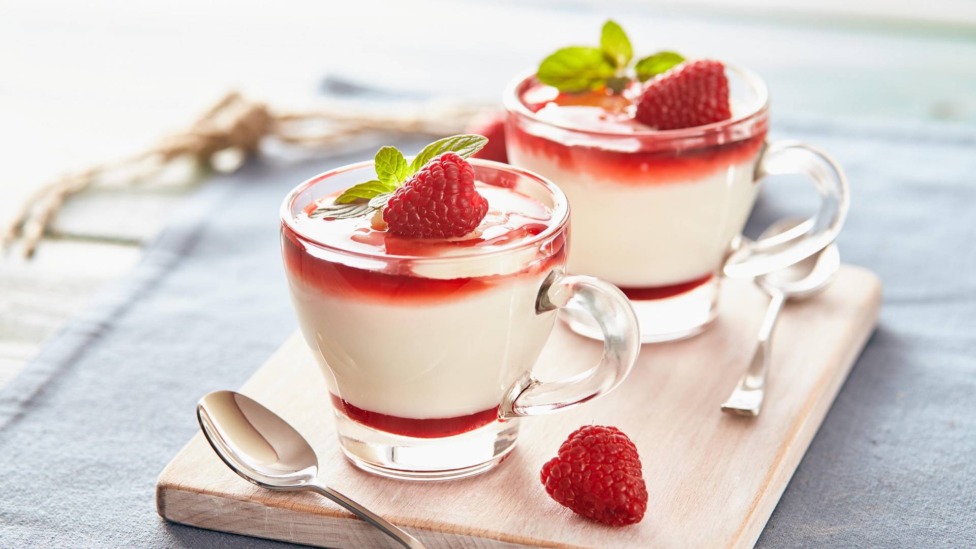 Vreme je da naučite da pravite panna cotta - uz ovaj jednostavan recept ne možete da pogrešite