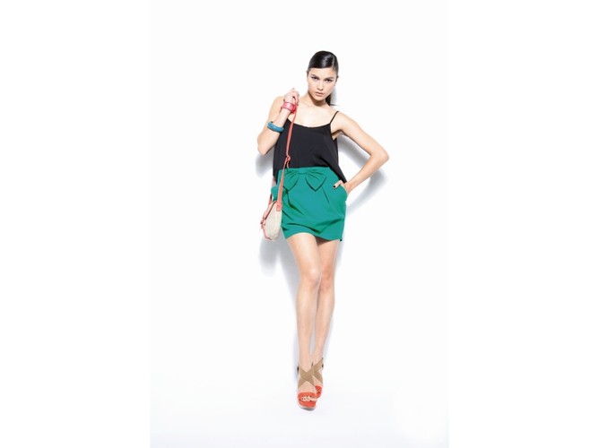 Sztuka łączenia - kolekcja Stradivarius lato 2011