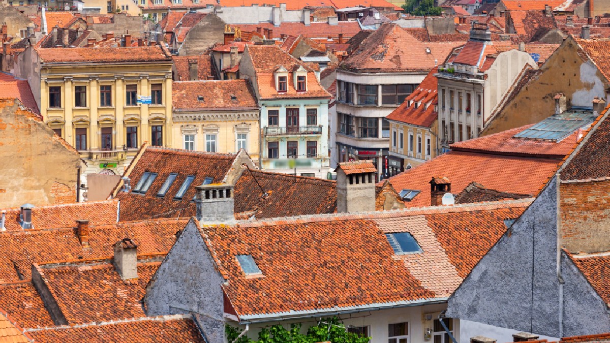 Codul Urbanismului se schimbă din nou: regulile pentru terenuri, clădiri istorice și construcții fără autorizație