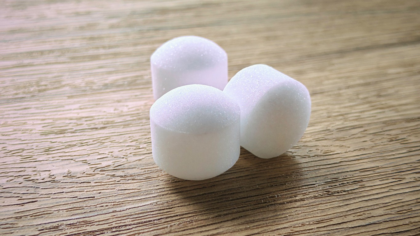 Many people use mothballs to repel mice. (illustrative photo)